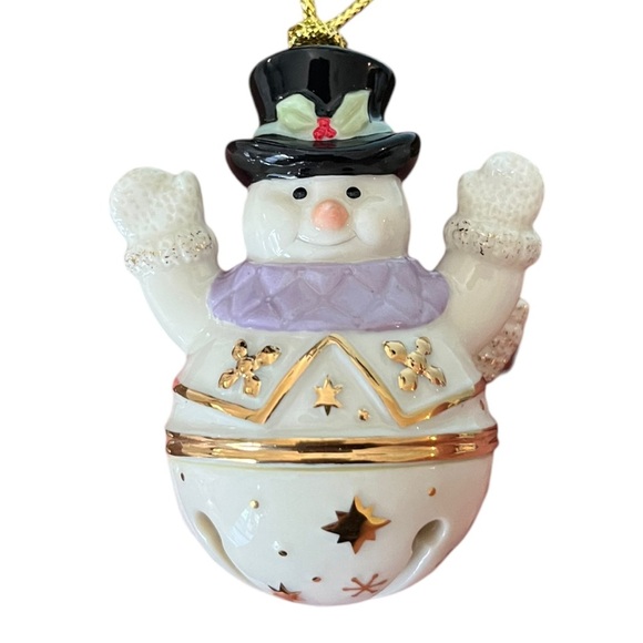 VINTAGE Lenox 4 Festive Christmas Bell Ornaments Gold White Holidays Porcelain - Picture 5 of 8